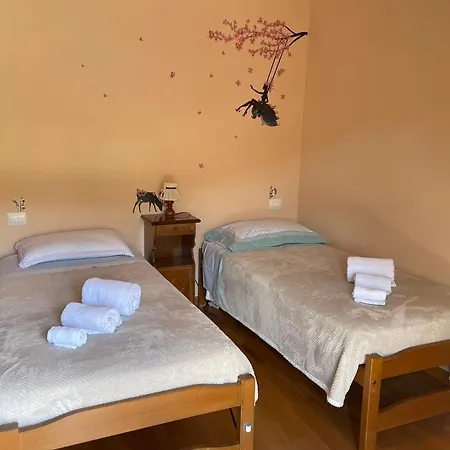 Apartment Intera Grande Mansarda Di Villetta In Perugia, Olmo Costa D'argento *